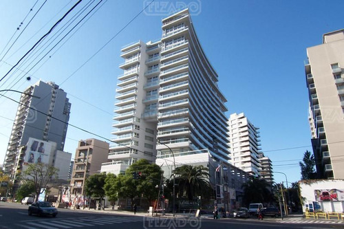 Departamento  En Alquiler Ubicado En Olivos, Zona Norte