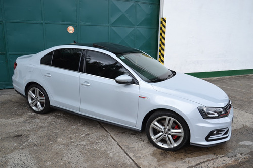 Volkswagen Vento 2.0 Tsi Gli 211cv App Connect + Nav