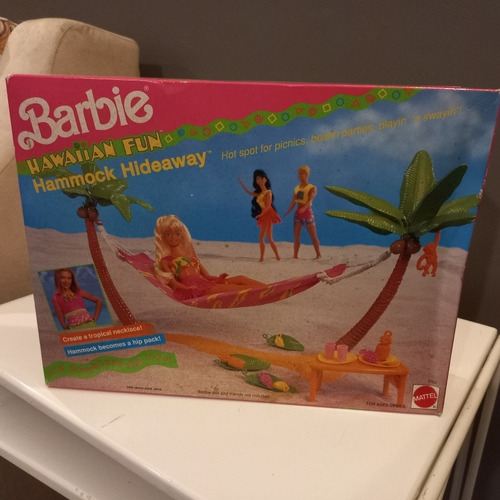 Imagem 3 de 8 de Barbie Hawaiian Fun Cenario Moveis Playset Tropical Praia