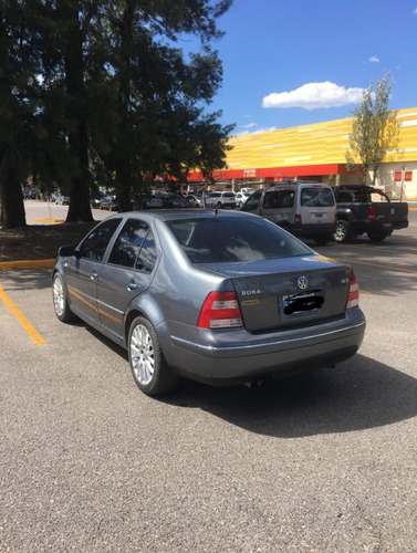 Volkswagen Bora 1.8 T Highline Cu