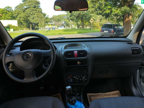 Chevrolet Corsa Hatch 1.4 4p Maxx Econoflex