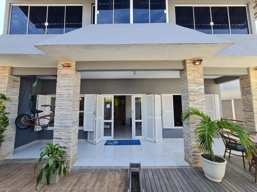 Oportunidad - Inversión - Hotel A La Venta 400 Mts De La Playa - 100 Pasajeros - Cabo Frío - Brasil