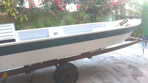 Imagem 6 de 8 de Equipamento Completo - Lancha De Fibra C/ Motor 40 Hp Suzuki
