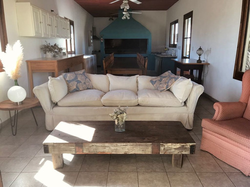 Hermosa Casa De Campo En Luján