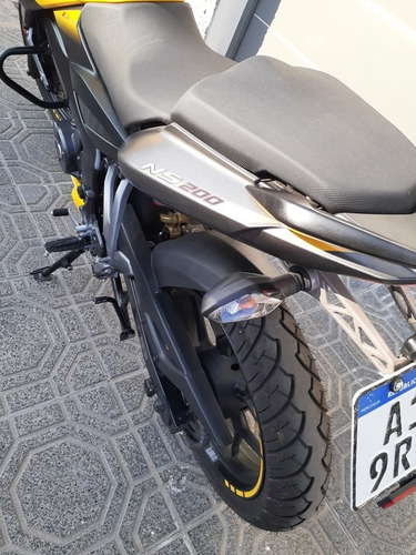 Bajaj Rouser Ns 200