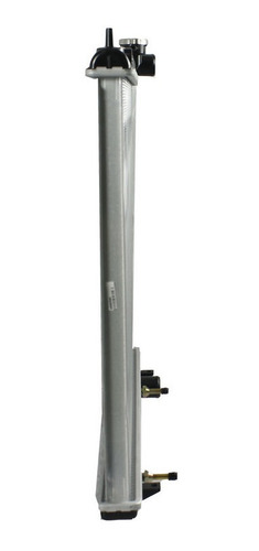 Imagen 3 de 10 de Radiador Nissan Frontier, Xterra 1998 1999 2000 2001 2002