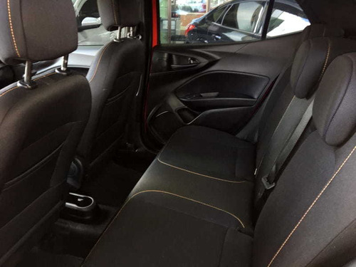 Imagem 12 de 15 de Fiat Argo Trekking 1.3 2020