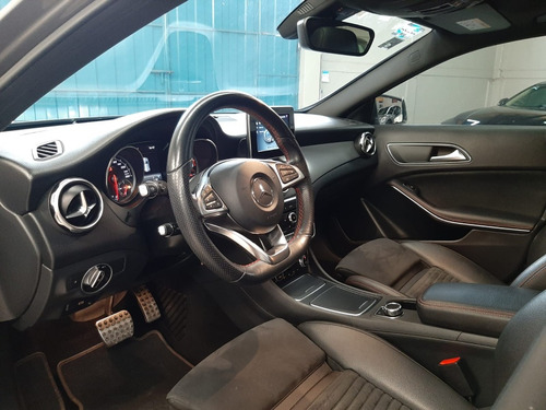 Mercedes-Benz Clase GLA 2.0 250 Cgi Sport Con Techo Panoramico At