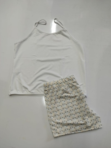 Pijama 2 Piezas Combinada Blusa Roja Pantaloneta Flores
