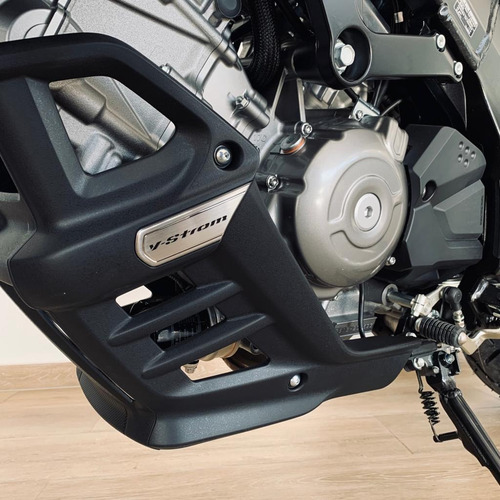 Imagen 21 de 25 de Suzuki V Strom 650 Xt - Touring 650 - Toma De Permutas - 999