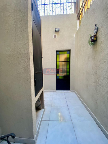 Casa En Venta En Liniers