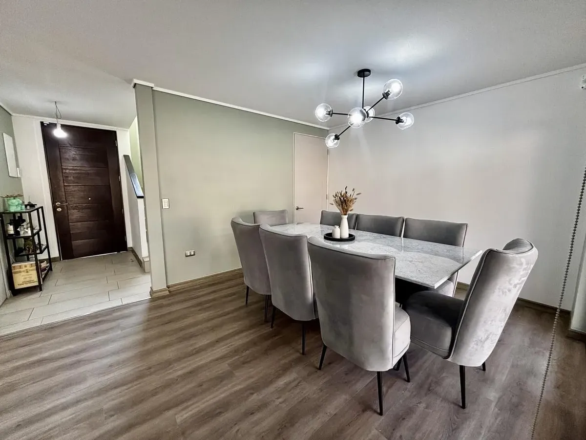 Imagen 5 de 30 de Estupenda Casa 3d/3b En El Mejor Sector De Cdlv