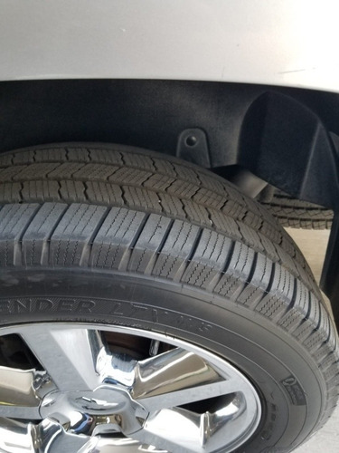 Imagen 3 de 4 de Chevrolet Suburban 2011 C Piel Aa Dvd At