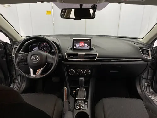 Mazda 3 2.0 Touring