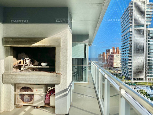 Imagen 2 de 21 de Apartamento De Tres Dormitorios En Venta, Punta Del Este - Punta Del Este Brava