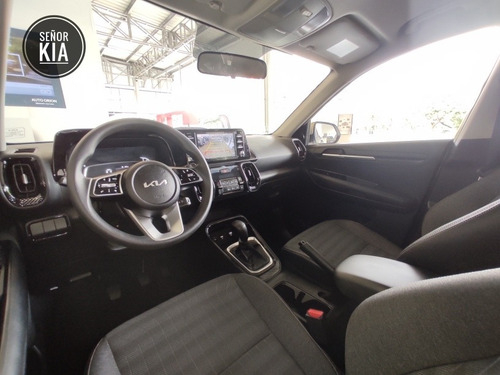 Imagen 10 de 15 de Kia Sonet Vibrant Mec 2023