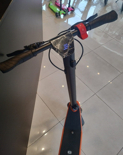 Imagen 9 de 15 de Monopatín Eléctrico Sunra X9 Plegable Hasta 130kg Litio 0km