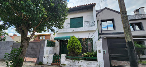 Casa En Venta Martínez 4 Ambientes Lote Propio