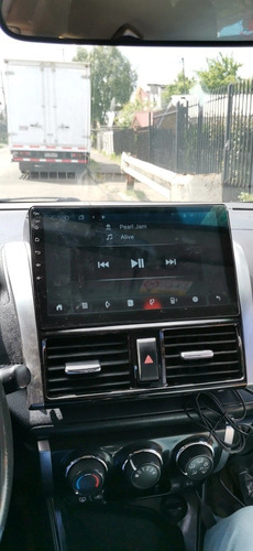 Imagen 1 de 3 de Autoradio Homologada Toyota Yaris 10 Pulgadas Android 10
