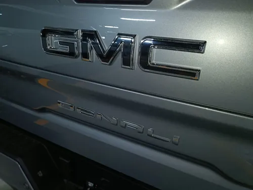GMC Sierra 6.2 V8 Denali Ultimate