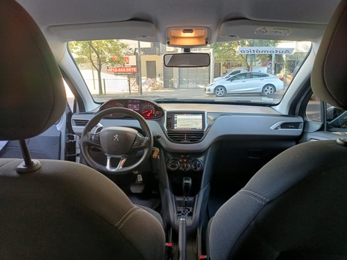 Peugeot 208 1.6 Allure Nav Tiptronic