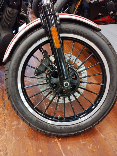 Imagen 14 de 15 de Motoguzzi V9 Roamer
