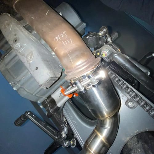 Slip On Ktm Rc / Duke / Adv 390 Año 2020 - 2022