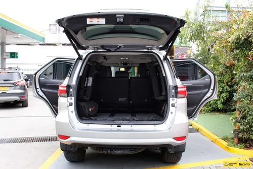 Toyota Fortuner Srv 2023