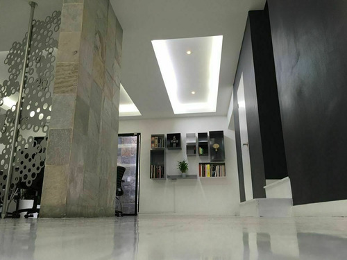 Imagen 8 de 25 de Vendo Amplias Y Confortables Oficinas En El Corazon De Polan
