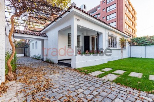 Encantadora Casa Con Gran Terreno, Ñuñoa