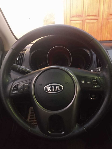 Kia Cerato 2.0 Forte Sx Elegance At 2010