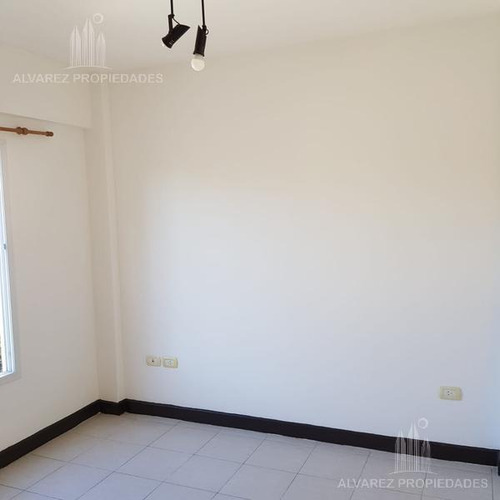 Imagen 12 de 14 de Departamento 2 Ambientes Venta Merlo