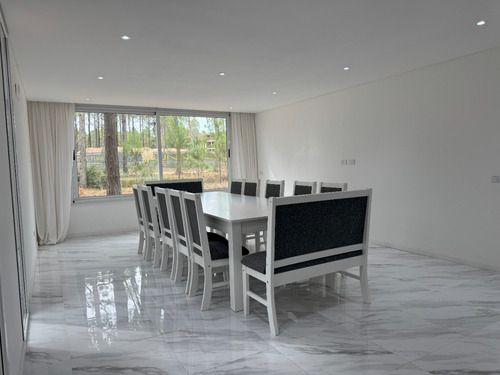 Casa A Estrenar En Venta 5 Ambientes - Pinamar Norte - Frontera.