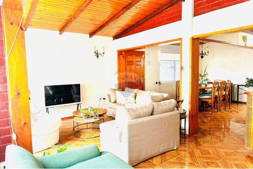 Casa A Pasos De La Playa Club Yates -residencial