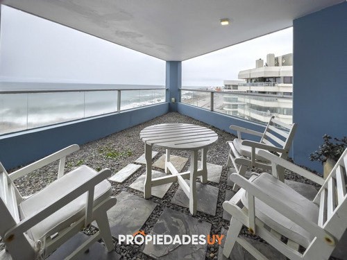 Imagen 4 de 30 de Vista Al Mar, 4 Dorm + Dependencia