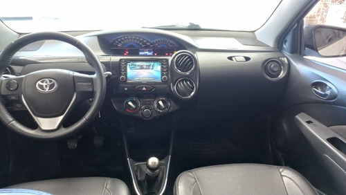 Imagen 8 de 13 de Toyota Etios 2016 1.5 Platinum 5 P