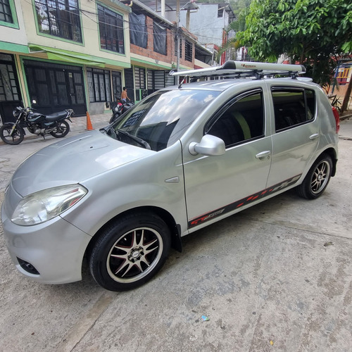 Renault Sandero 1.6 Authentique