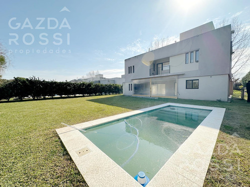 Venta Casa En Los Naranjos