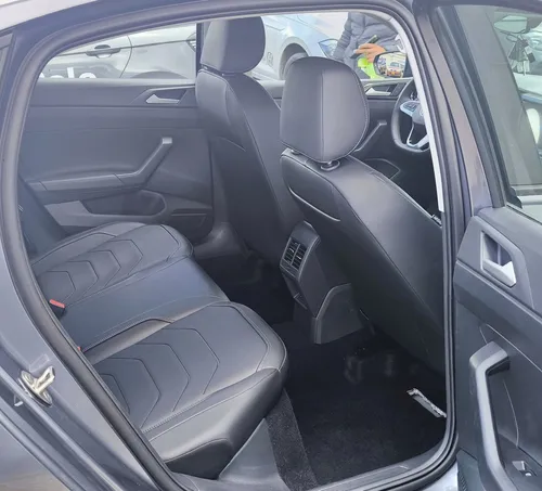 Volkswagen Virtus COMFORTLINE SELECT AT 1.0T