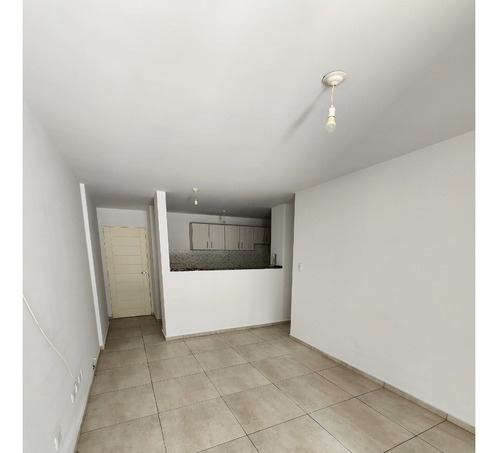 Imagen 2 de 13 de Vendo Departamento 2 Dormitorios, 2 Baños, Patio, Terraza Con Pileta B° A. Alberdi