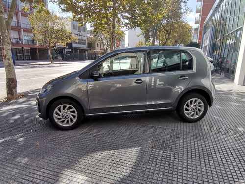 Volkswagen Up! High 2018