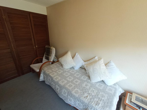 Imagen 26 de 30 de Venta Apartamento 3 Dormitorios En Suite Mas Dependencia Vista Al Mar Punta Del Este