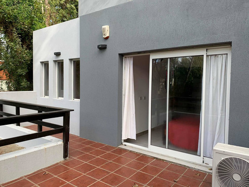 Casa De 4 Ambientes Y Dos Baños