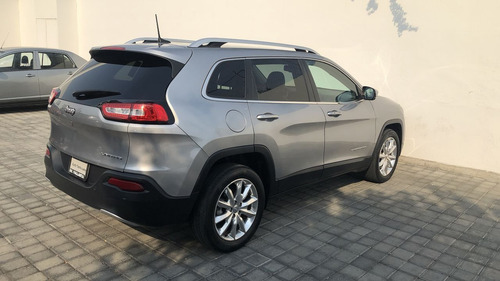 Imagen 7 de 15 de Jeep Cherokee 2017 2.4 Limited Plus At