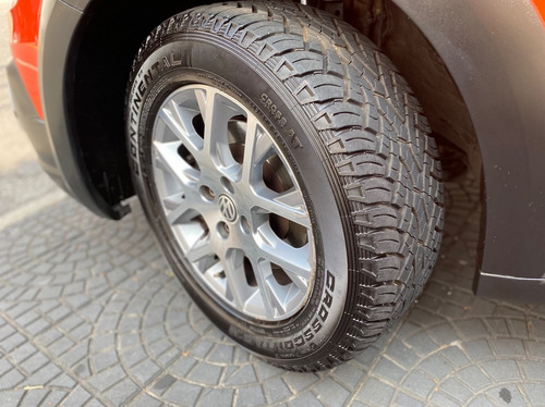 Imagem 8 de 9 de Volkswagen Saveiro 1.6 Cross Ce 16v 2015