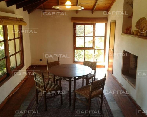 Casa Playa Mansa- Ref: 25041