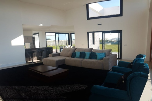 Imagem 7 de 29 de Casa À Venda Em Capão Da Canoa - Ca01059 - 67779879