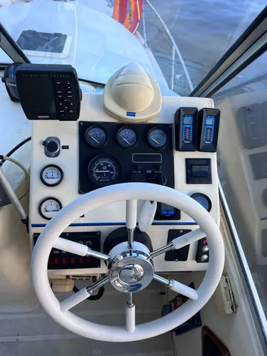 Daycruiser Fensa V27 Motor Volvo Penta Td Pata Duo Prop