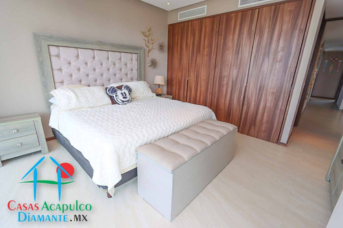 Cad La Isla Emerald C10. Terraza Grande Con Vista A Los Jardines Y Albercas