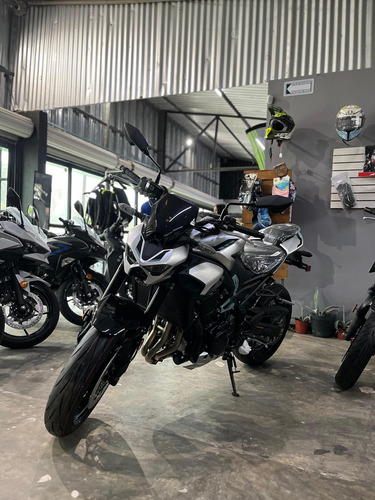 Z900 Abs 2025